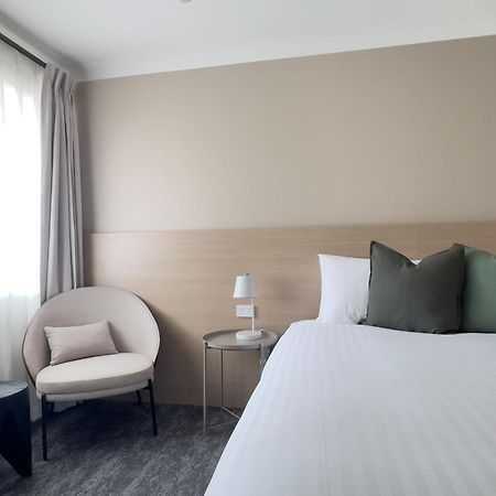 The Phoenix Artesian Spa Resort And Accommodation 모리 외부 사진